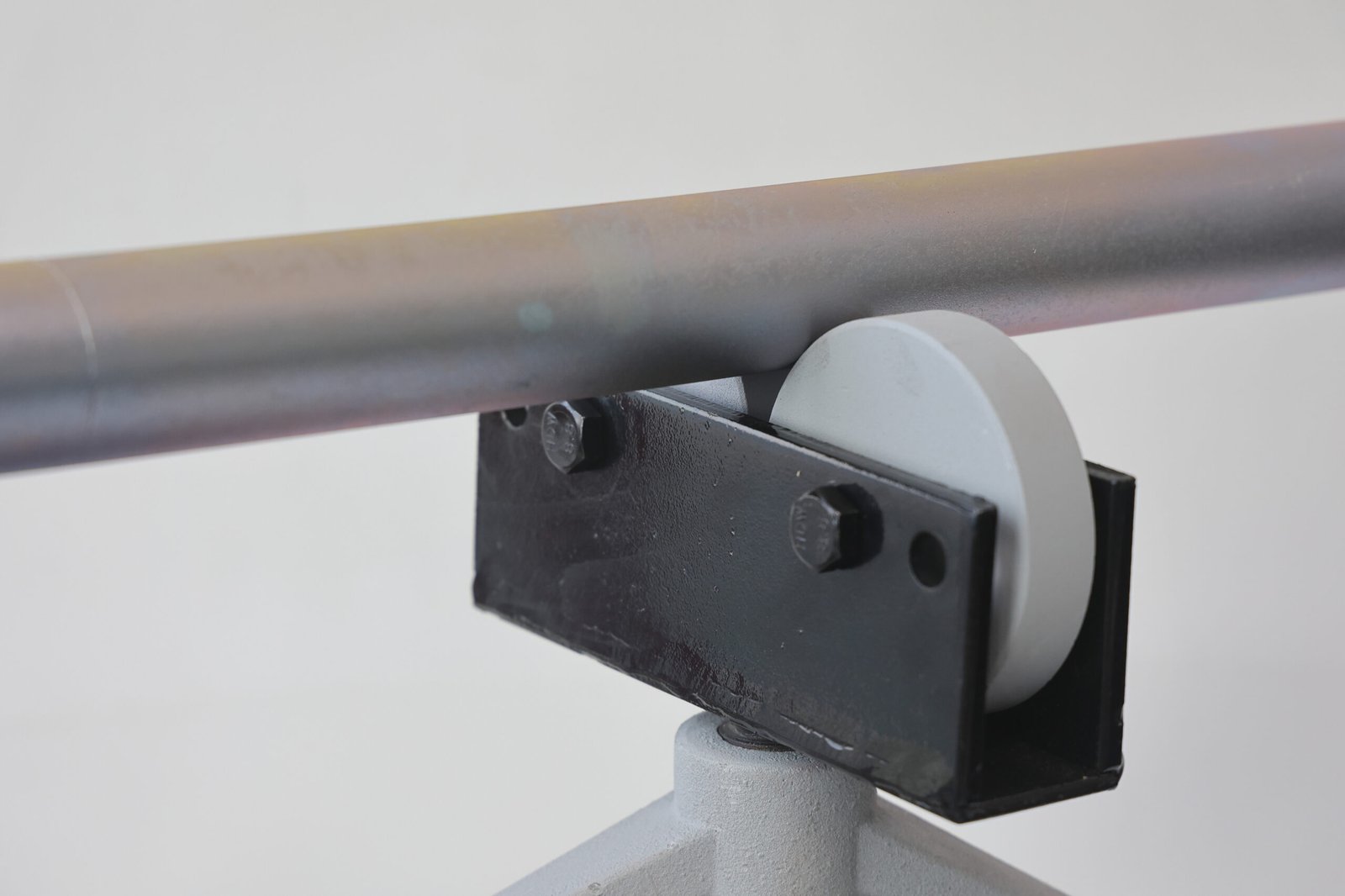 Alpha 1109 Series Tri-Pod Roller Head Pipe Stand 1/2" - 12" - Image 11